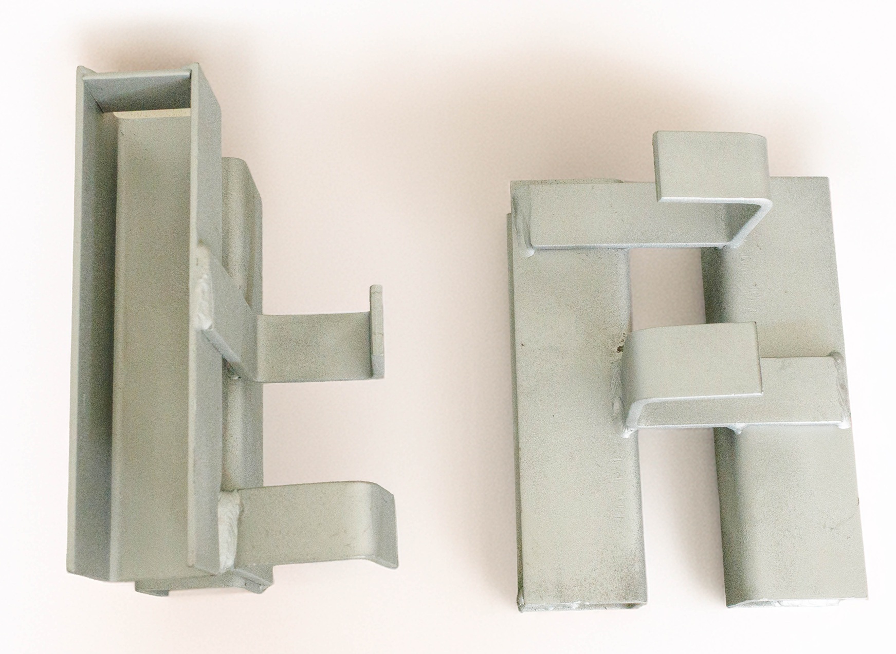 Scaffold toe board clamps